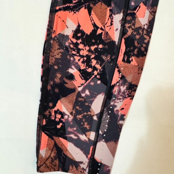 Lululemon Speed Up Tight 28" Size 6 Translucence Alpine White Multi w/ Pockets - Picture 7 of 12